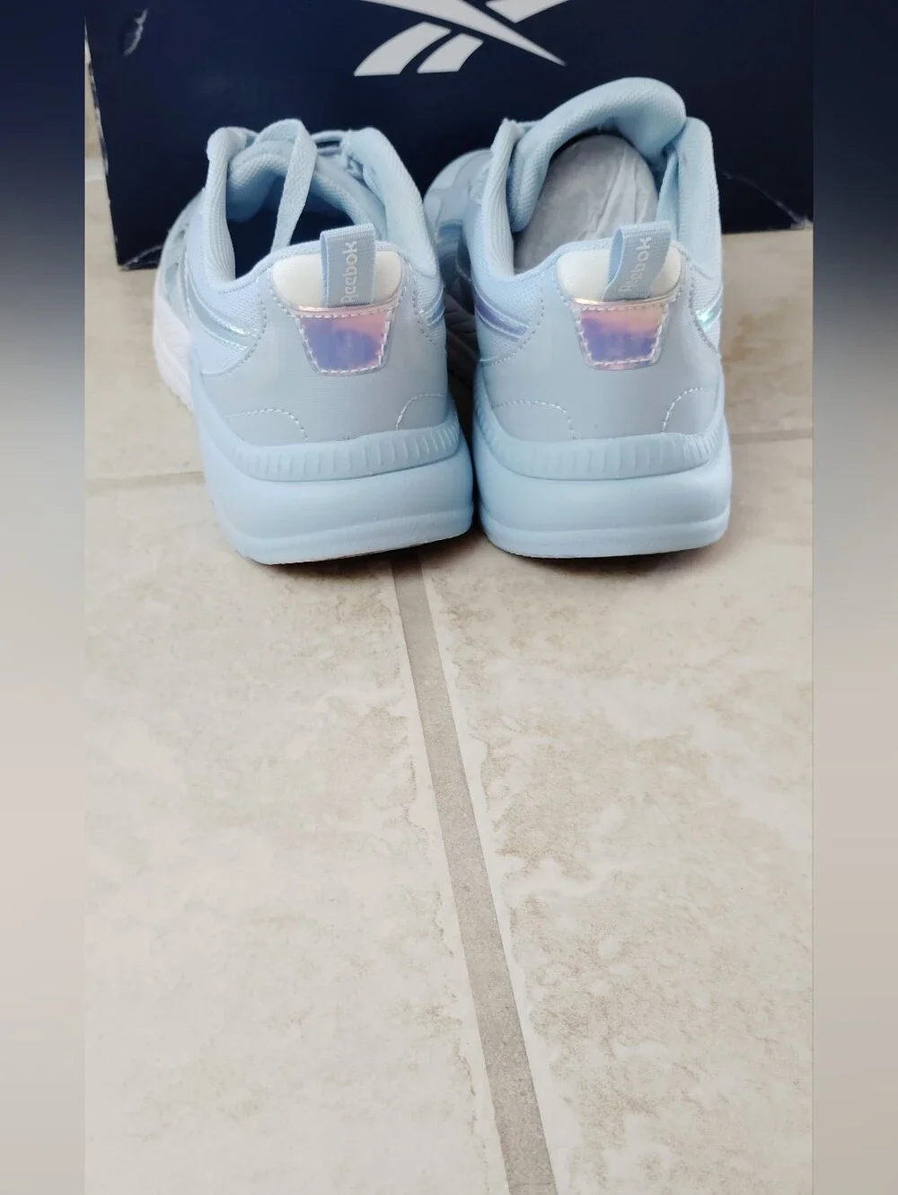 Reebok Rush Runner Light Blue Iridescent Sneakers Brand New Size 4k.